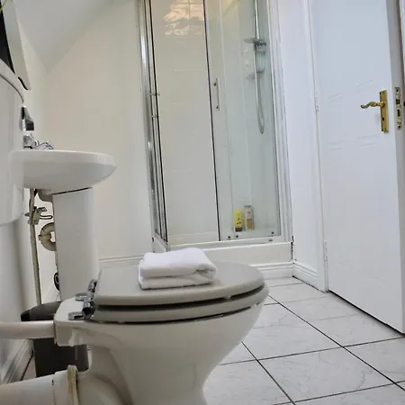5 Bedroom Townhouse Near City Centre * Dublin