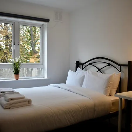 5 Bedroom Townhouse Near City Centre *